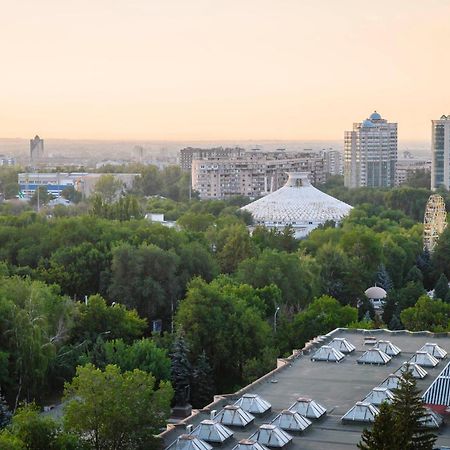 Бизнес И Отдых Almatý Exterior foto